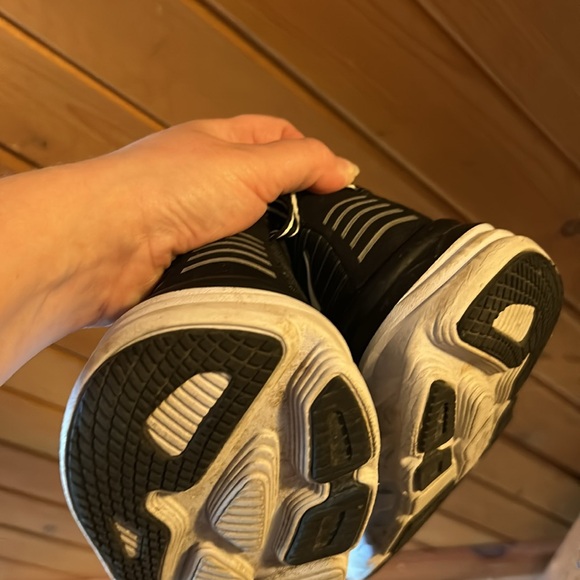 Hoka Black Sneakers - Picture 8 of 9